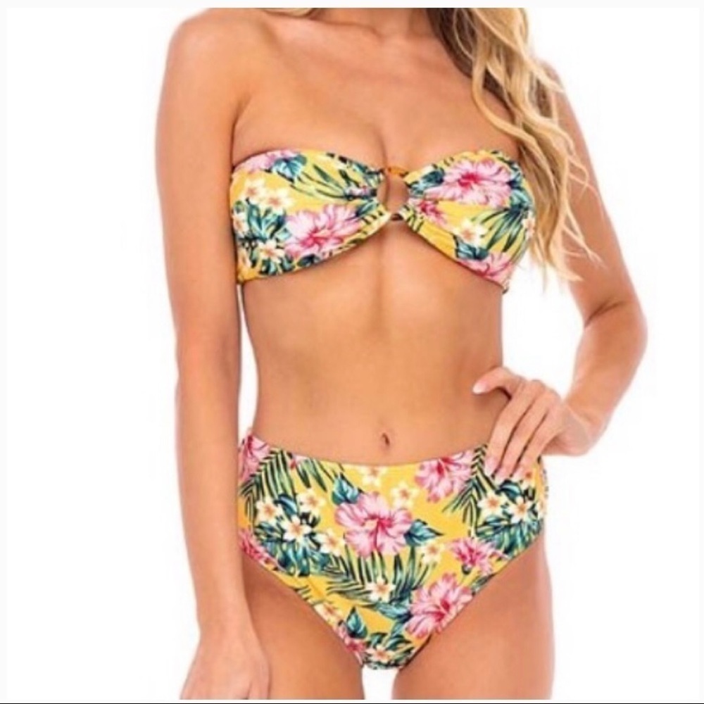 Cabana del Sol Women’s Yellow Floral Bikini‎